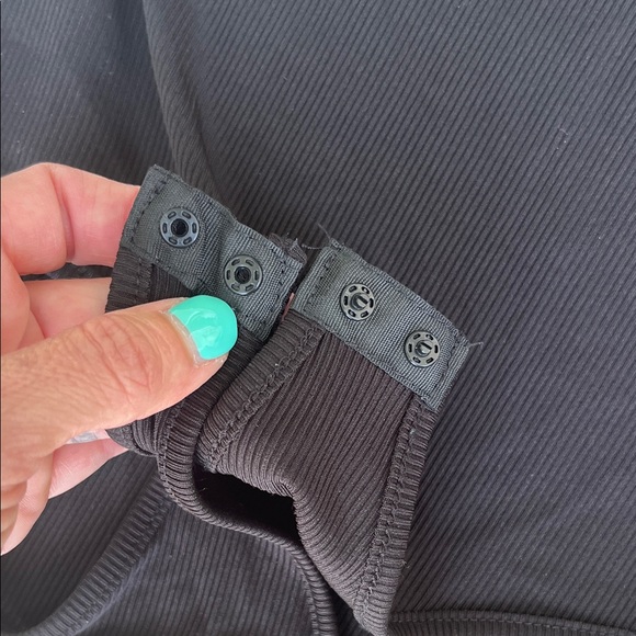 New Amazon Black Ribbed Bodysuit - Picture 6 of 12